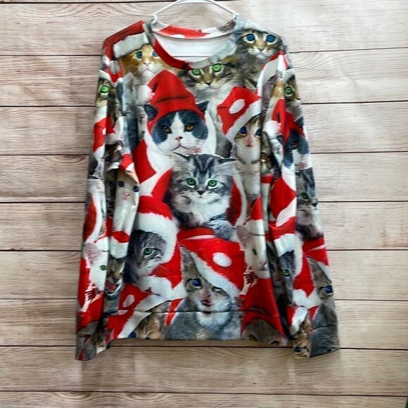 NOVELTY CHRISTMAS TOP IN SANTA CATS PRINT - Picture 1 of 5